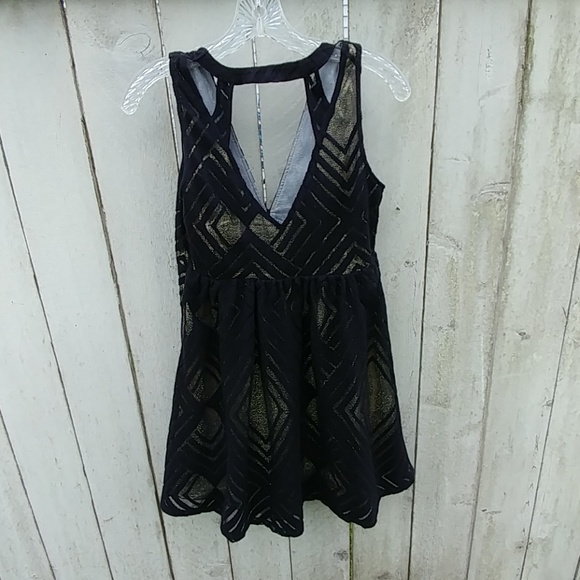 100.  Abercrombie & Fitch New York dress size S - Picture 2 of 8